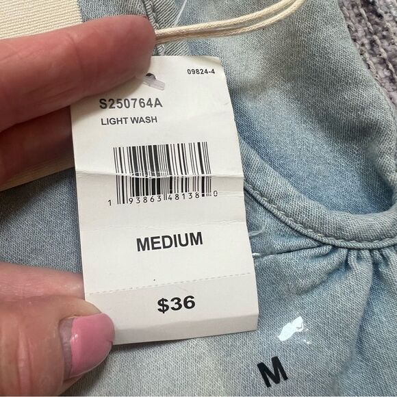 YMI NWT Jeans Kozy Fit Knit Denim Shorts High Rise Light Wash Blue Size Medium - Picture 6 of 11